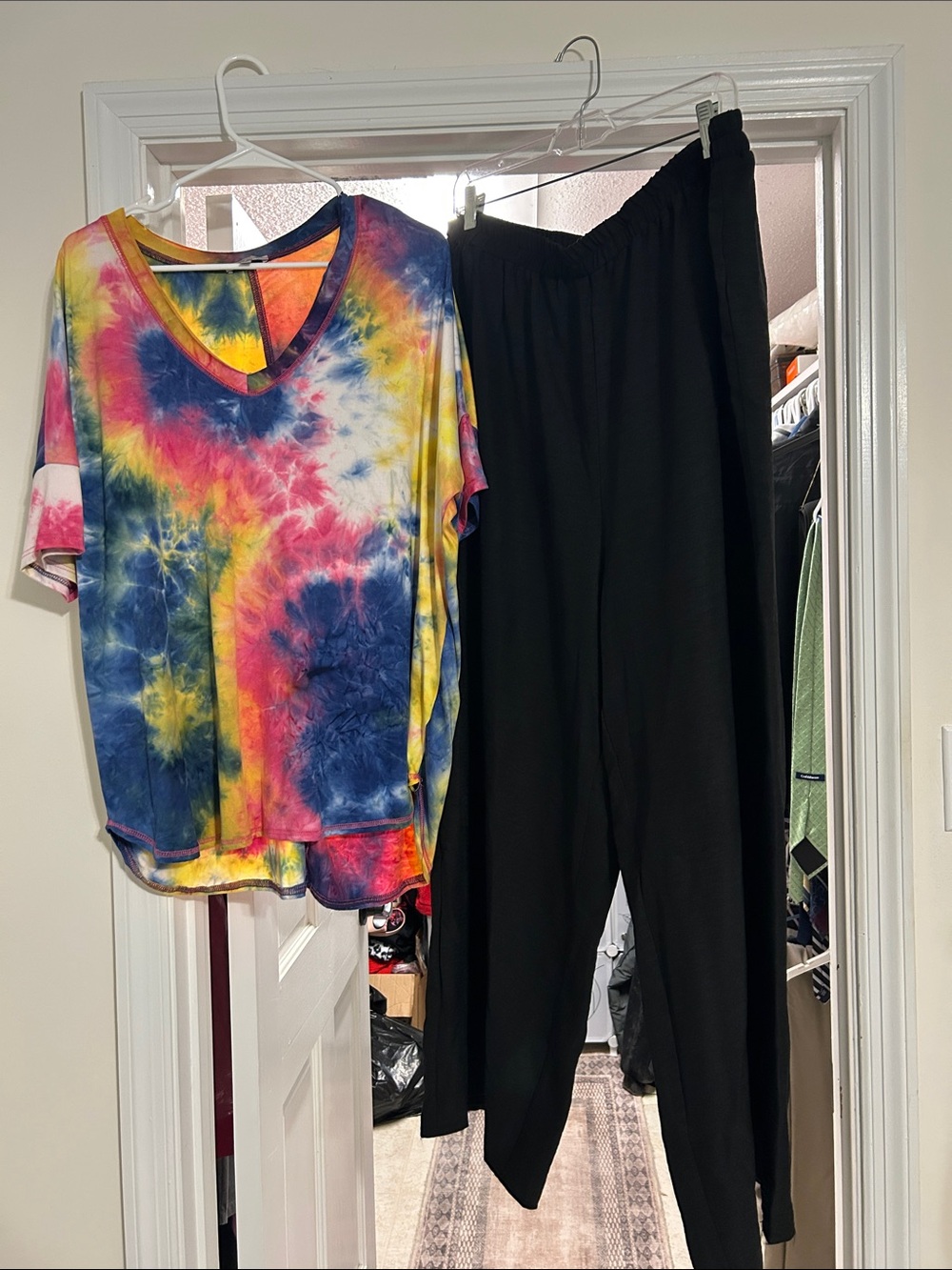 Tie-Dye Short Sleeve Top & Black Pants Set - Multicolor & Black — GENTLY USED!